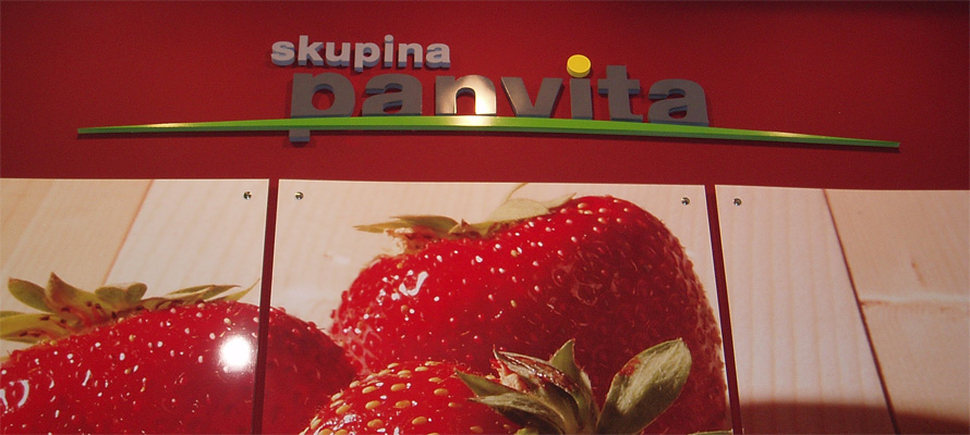 3D napis in izrrez folije ter drugih materialov